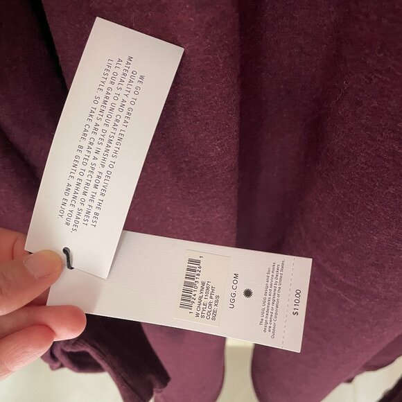 UGG  Oversized Women's Charlynne poncho, NWT, XS/S, Burgundy color - Picture 12 of 12